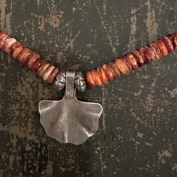 Hand Crafted “One of a Kind” Orange Spiny Oyster & Sterling Silver Necklace - Picture 2 of 3